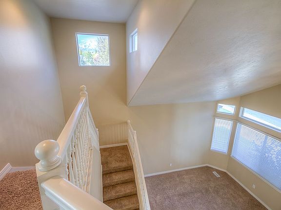 5th image of 9929 N Mulberry Dr