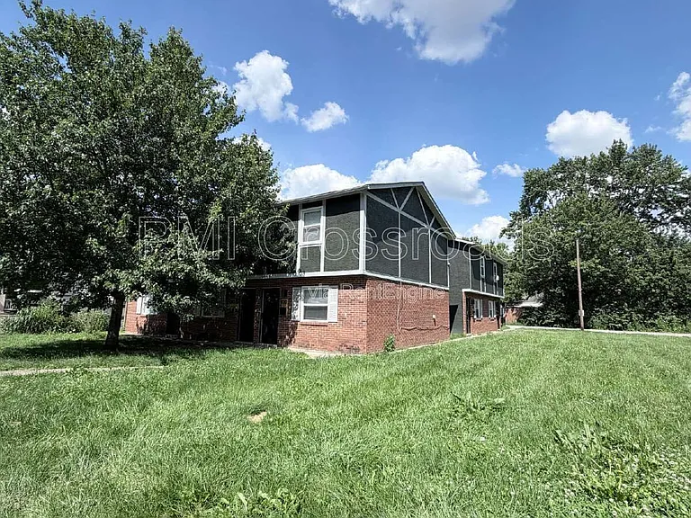 3084 Howey Rd — Photo 1