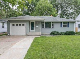 1183 Bond St, Green Bay, WI 54303