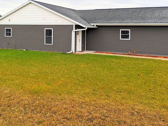 3rd image of 3816 Kensington Pl