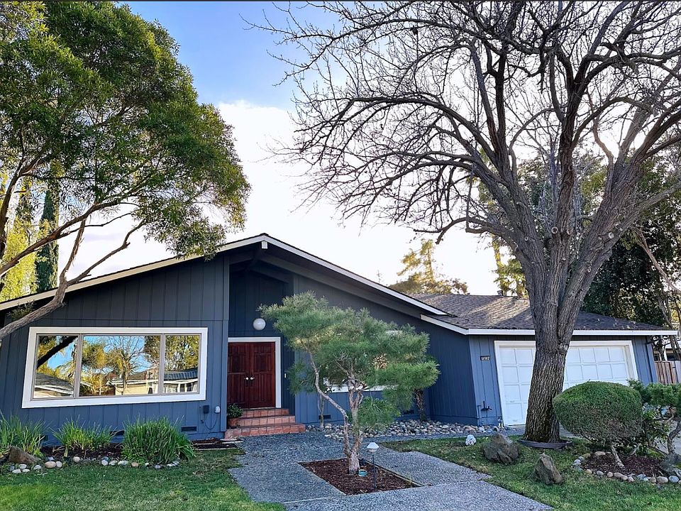 1st image of 12192 Marilla Dr