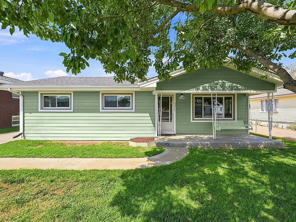 1st image of 3611 Golden St