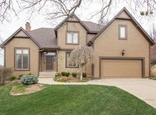 12701 Ash St, Leawood, KS 66209