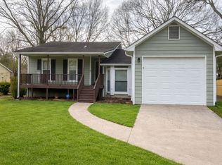 5810 Northfield Dr, Ellenwood, GA 30294