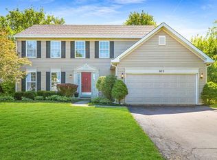 672 Paddock Ln, Batavia, IL 60510