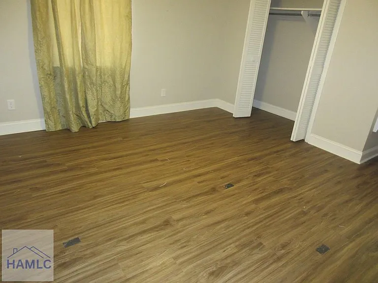 402 Morris St — Photo 9