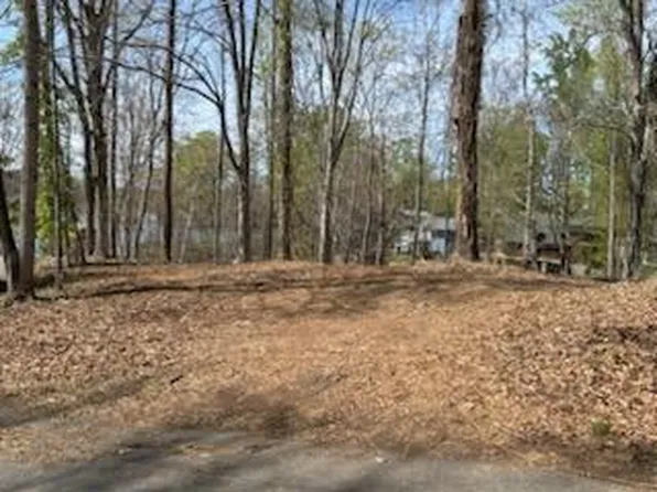 5 Carlos Rd, Union Hall, VA 24176