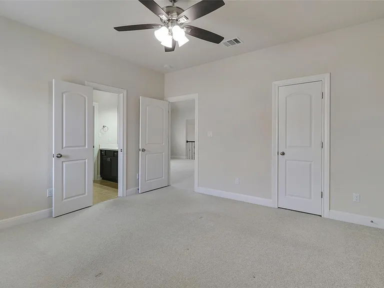 3009 Silvergrass Cv — Photo 27