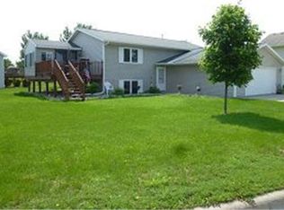 504 W Nathan St, Lake Crystal, MN 56055
