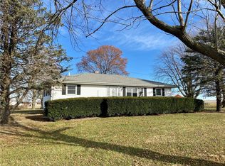 180 N Illini Rd, Oakley, IL 62501