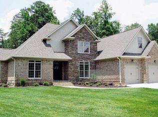 6444 Deep Canyon Rd, Hixson, TN 37343
