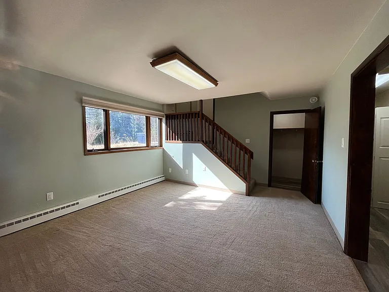 560 Wigwam Way — Photo 3
