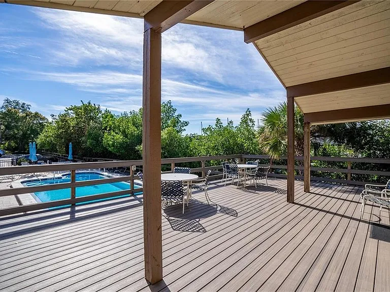1750 Harbor Pl S #104 — Photo 30