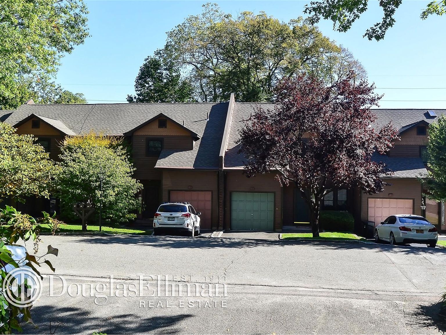 15 Adam Ct, Oyster Bay, NY 11771 Zillow