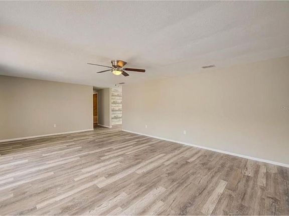 5th image of 8223 Drycreek Dr
