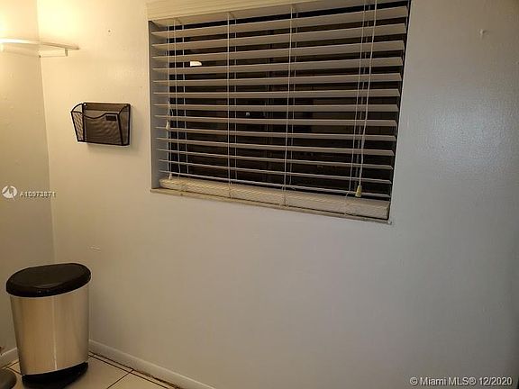 2nd image of 8635 NW 8th St APT 423