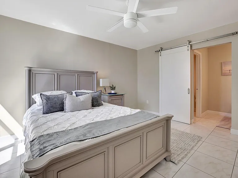 1101 River Reach Dr #415 — Photo 15