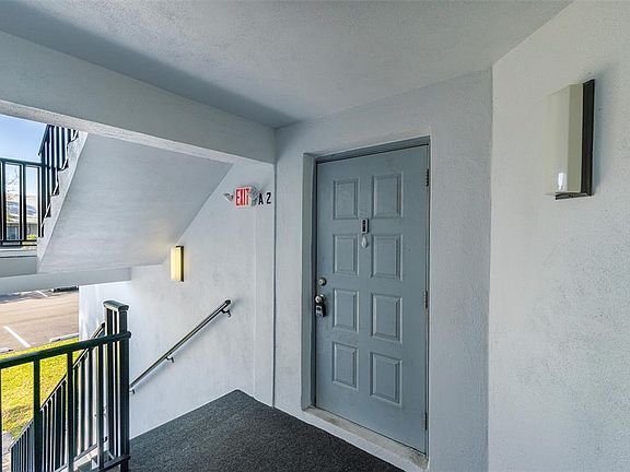 4th image of 1182 Pine Ridge Cir W APT A2