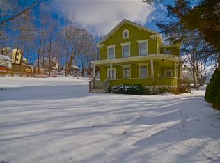 8 Briggs Ave, Pittsfield, MA 01201
