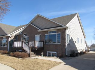 722 3rd Ave, Worthington, MN 56187