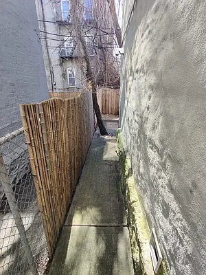 Rented by Signature Property Realty | media 23