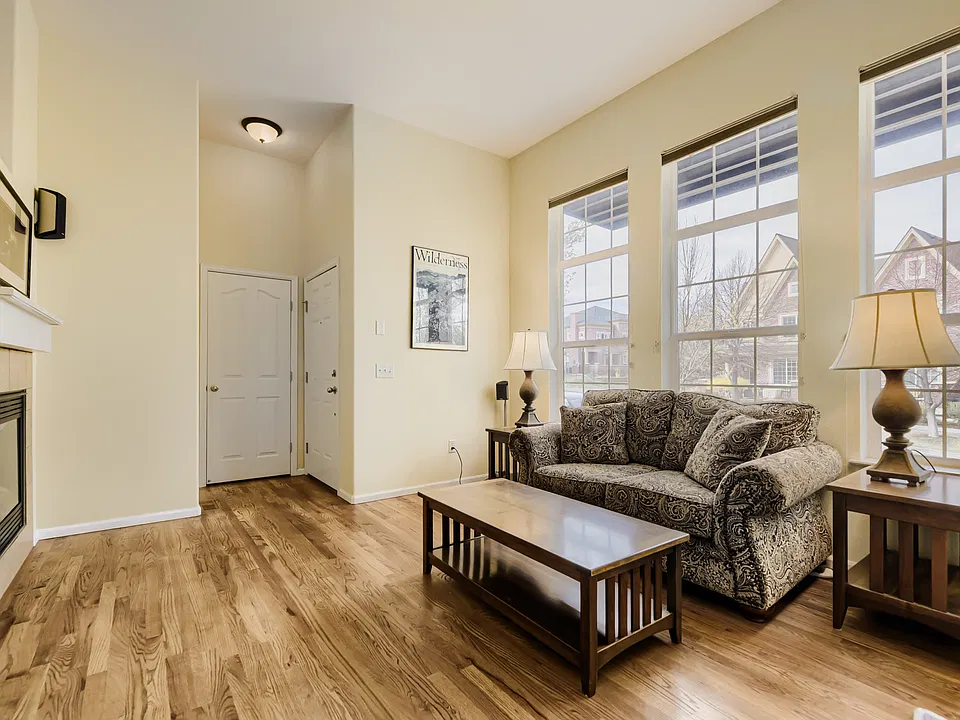 757 Bristle Pine Cir #B