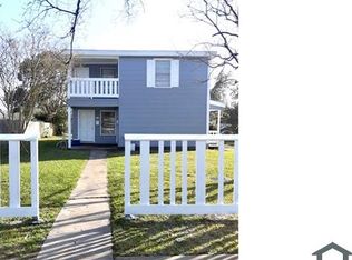1135 5th Ave N, Texas City, TX 77590