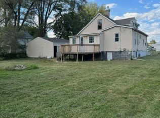 604 2nd Ave W, Milan, IL