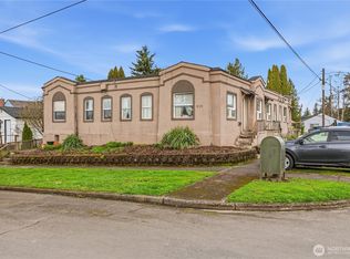 809 Columbia St, Kelso, WA