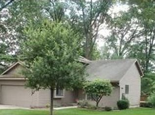 17930 Amberwood Ln, South Bend, IN