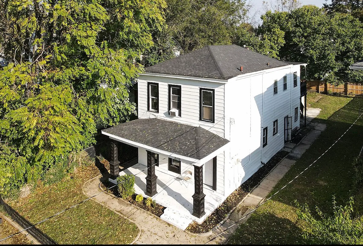 2315 Portland Ave — Photo 1