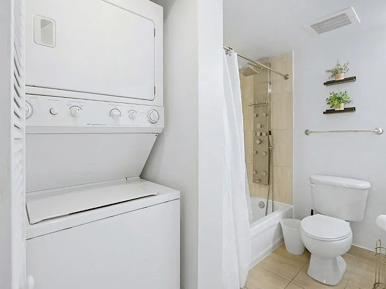 Washer/Dryer