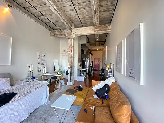 Rented by Dream Space Realty | media 10