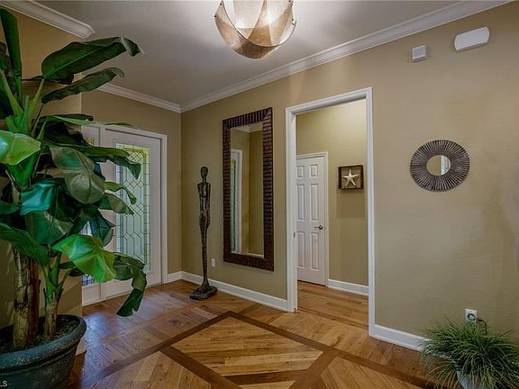 5th image of 13868 Sorano Ct