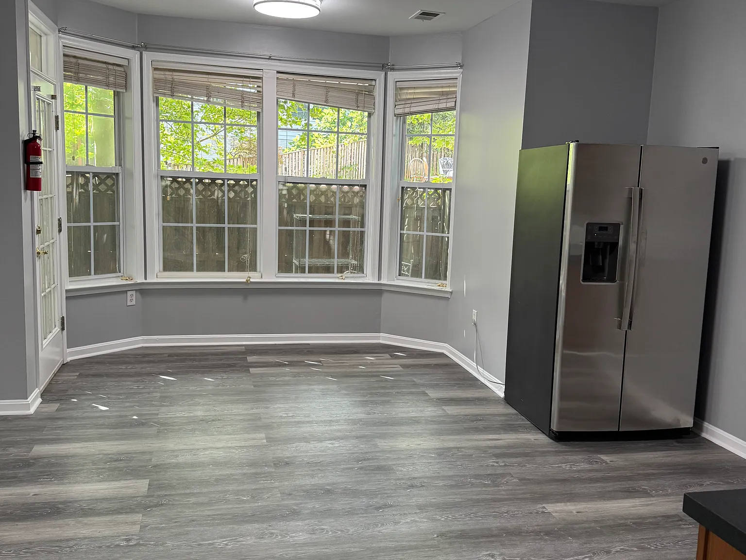 Studio, 650 sqft, $1,600 — Photo 3