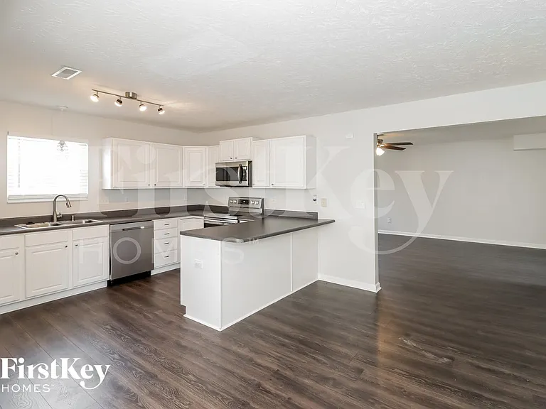 5973 Marsh Cir — Photo 7