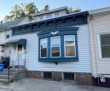 37 Sloan Street, Albany, NY, 12202