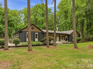 20200 Floral Ln, Cornelius, NC 28031