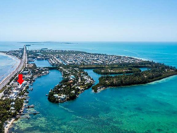 At the top right of this photo is the Port Antigua sandbar