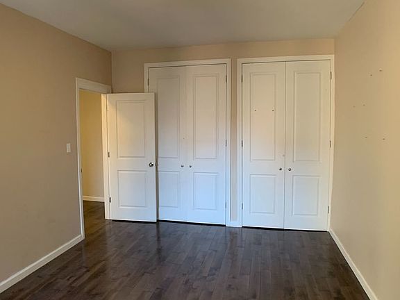 3rd image of 377 Montgomery St #5EE