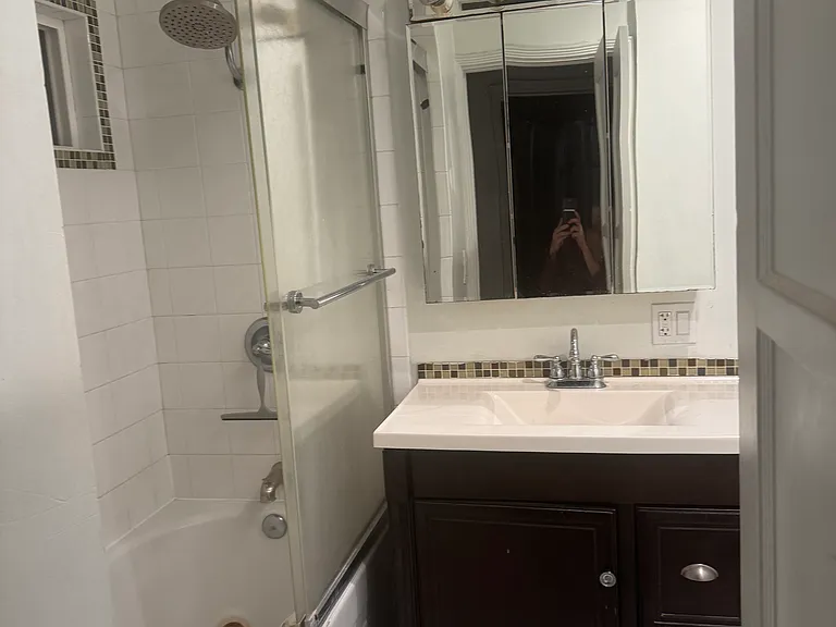 1112 Scofield Dr — Photo 9