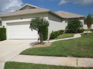 315 SW Tomoka Springs Dr, Port Saint Lucie, FL 34986