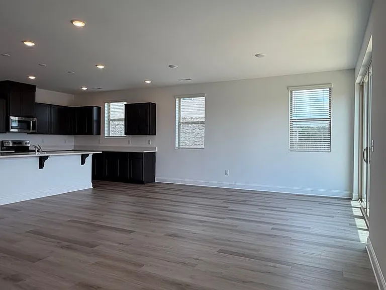 334 Mistfield St — Photo 16