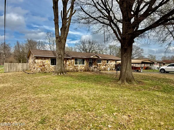 1403 W Main Ave, Obion, TN 38240