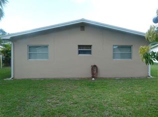 813 SE 10th St, Okeechobee, FL 34974