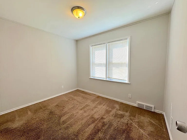 6024 Tracy Ave — Photo 12