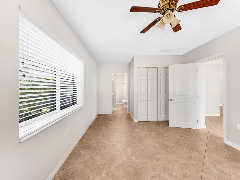 2250 Bougainvillea St — Photo 8