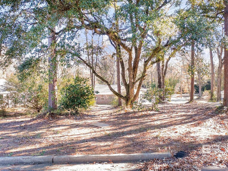 1st image of 1919 Wildwood Pl #2