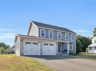 76 Concord Rd, Manchester, CT 06042