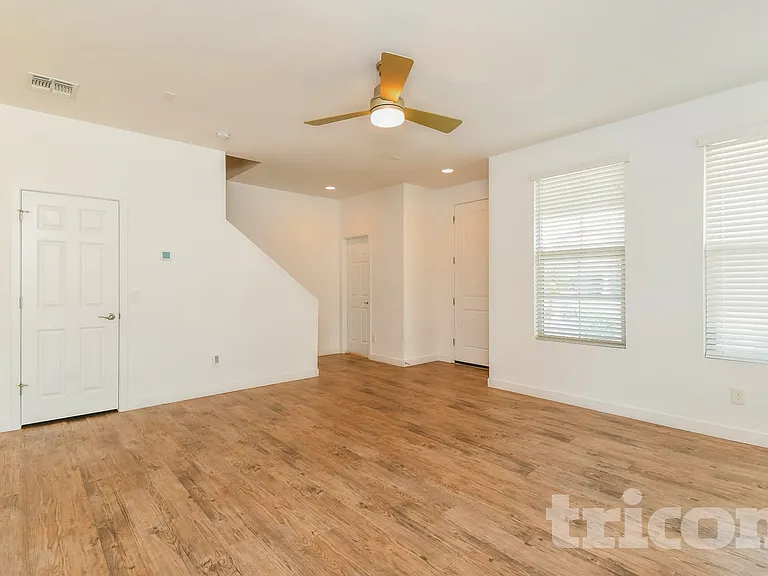 9310 E Strobe Ave — Photo 3